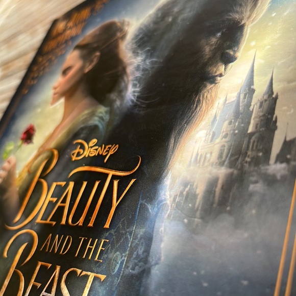 Beauty And The Beast Sing Along Story Book 2017 - Picture 3 of 11